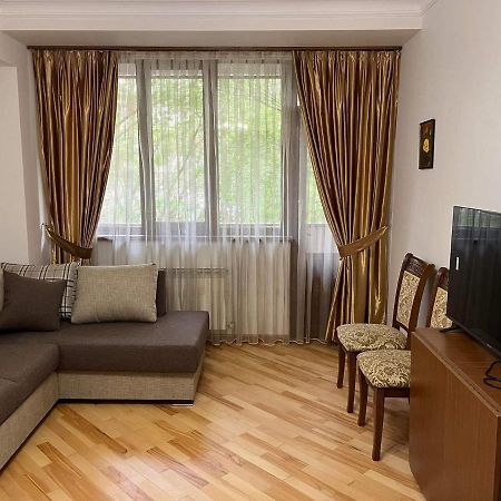 Apartment In City Center Jerevan Eksteriør bilde